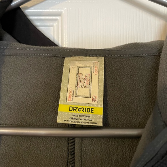 Burton Softshell Jacket. - Picture 2 of 3